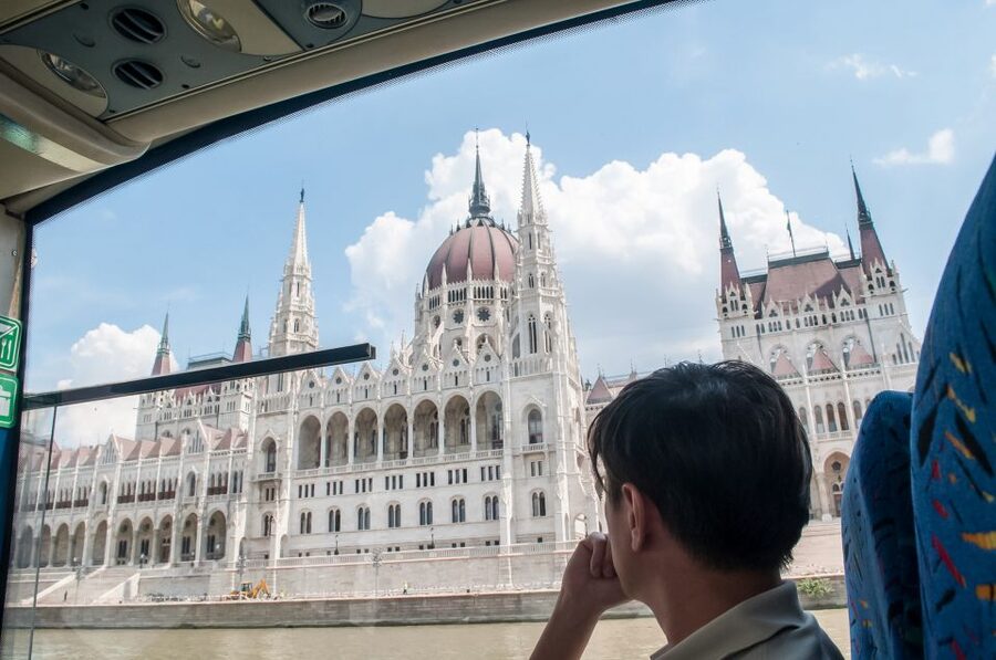 Budapest: Floating Bus Tour by Land and Water - FAQ