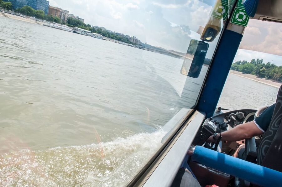 Budapest: Floating Bus Tour by Land and Water - Who should book this ride?