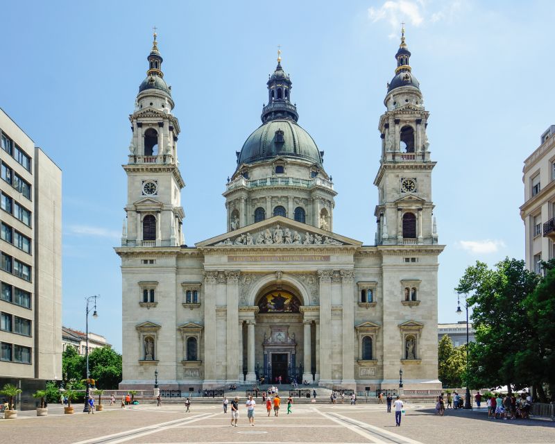 Budapest: Private 3-hour Guided City Tour by Bus - Is $259 good value for two people?