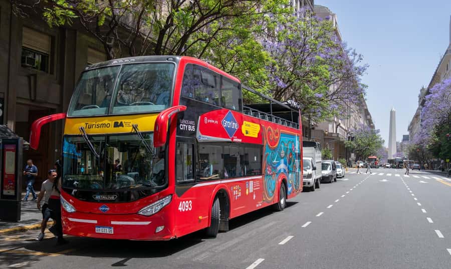 Buenos Aires: Hop-On Hop-Off Bus and Football Museums - San Telmo, Puerto Madero, and the city between the museums
