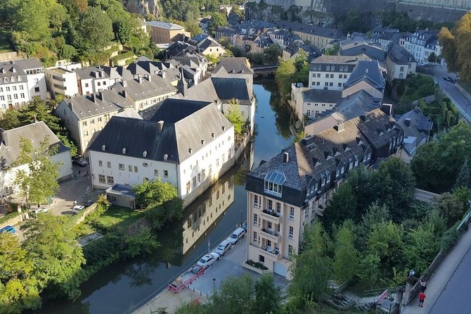 Bus day trip to Luxembourg and Dinant from Brussels - Guide quality and group size