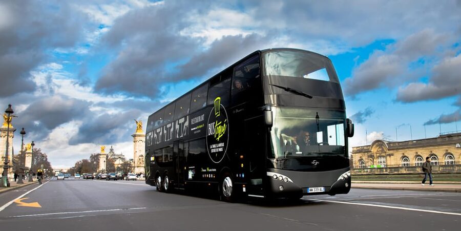 Bus Toqué Champs Elysées Tour w/ 3-Course Dinner & Champagne - How the tablet guide changes the ride
