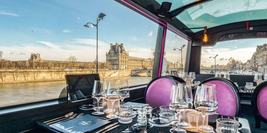 Bus Toqué Champs Elysées Tour w/ 3-Course Dinner & Champagne - Who will enjoy Bus Toqué most?