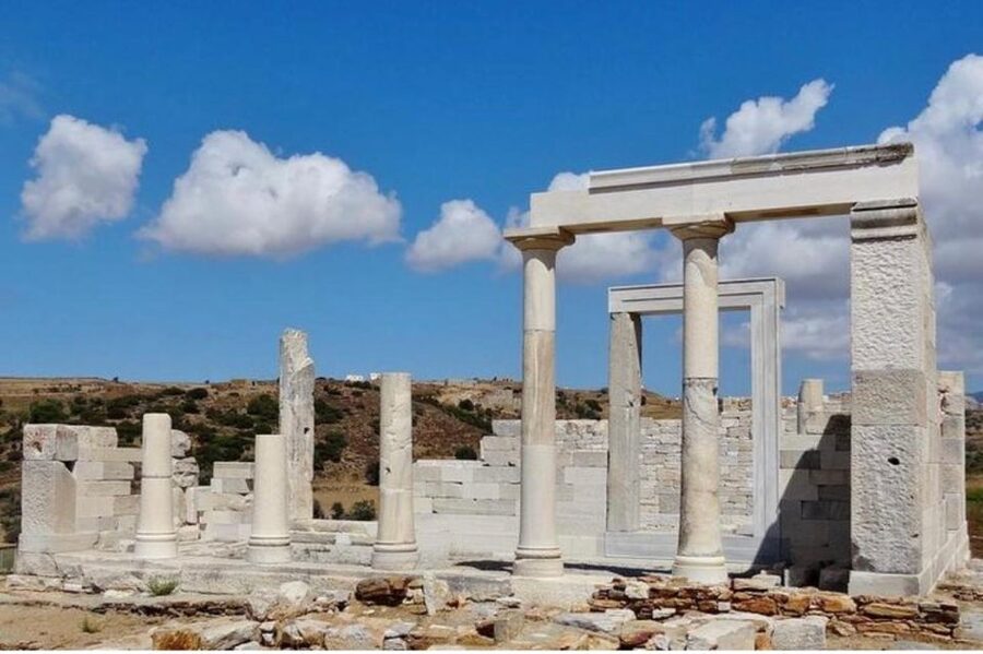 Bus Tour Around the island of Naxos - The return route adds coastal views
