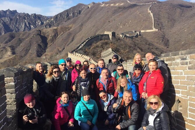 BusDa-Mutianyu Great Wall Sightseeing Full-day Bus Tours - Getting through the entrance and shuttle system