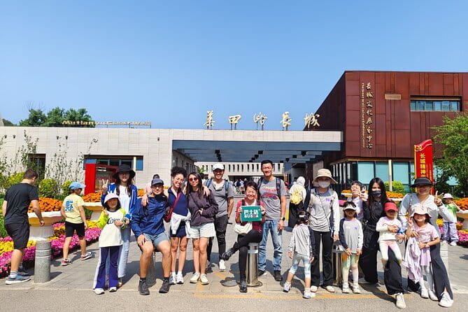 BusDa-Mutianyu Great Wall & Summer Palace Full-Day Group Tour - Walking the Mutianyu Great Wall