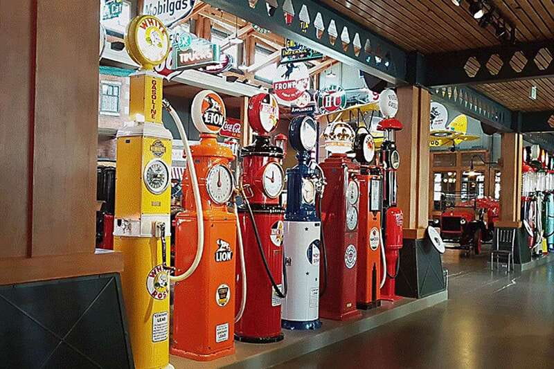 Calgary: 3.5-Hour Bus City Tour with Gasoline Alley Museum - Scotsman’s Hill gives you the signature Calgary view