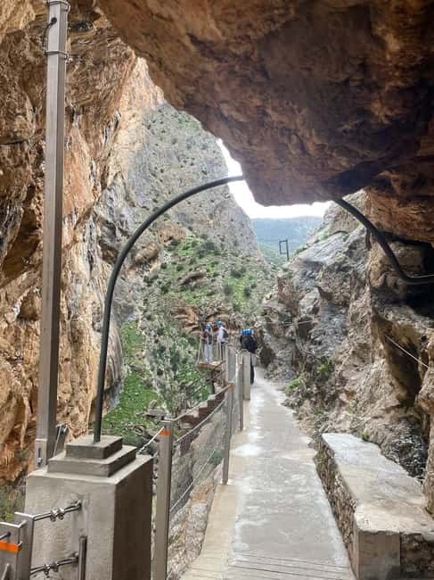 Caminito Del Rey From Málaga: Round-Trip Bus + Tour with Official Guide - Three hours on the Caminito del Rey