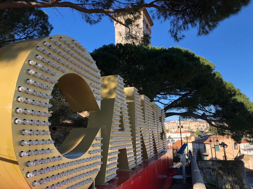 Cannes 2 Hours : Privat City Tour in a French Vintage Bus - A 25-minute pause in Le Suquet