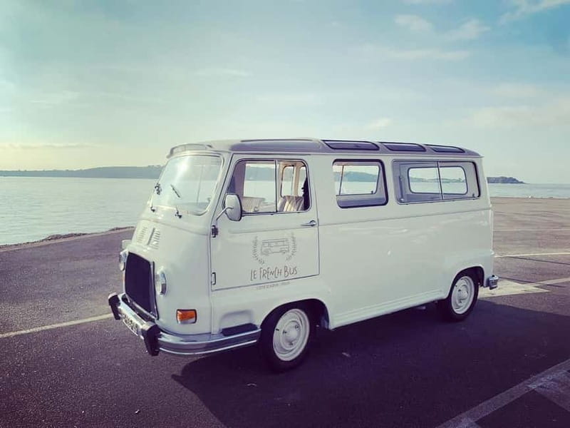 Cannes: City Tour in a Vintage Bus - The local market and the taste of Cannes
