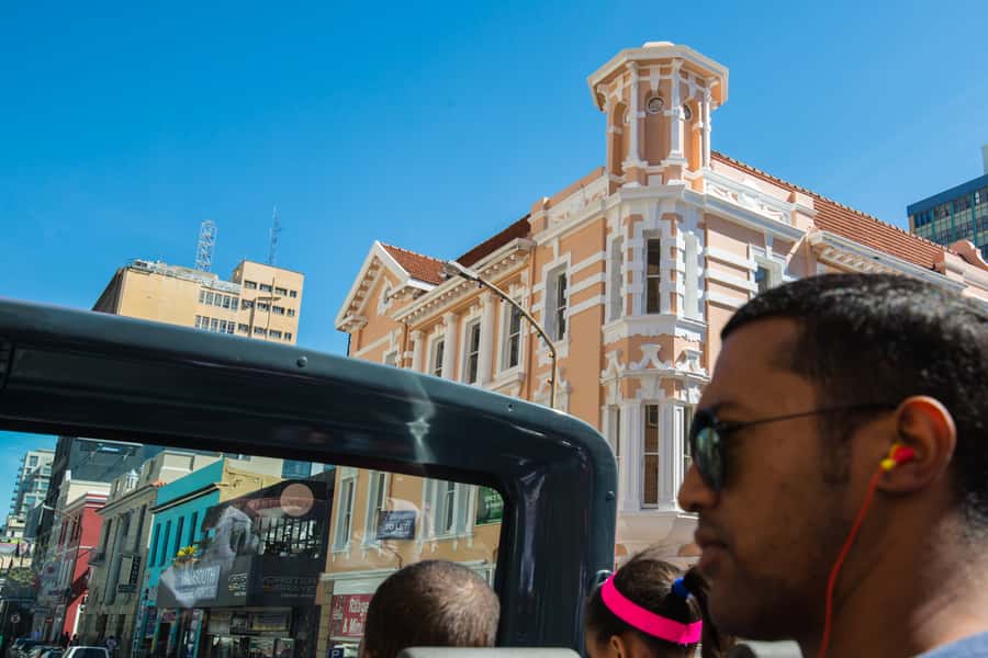 Cape Town: Hop-On Hop-Off Bus Tour with Optional Cruise - The harbour cruise changes the view