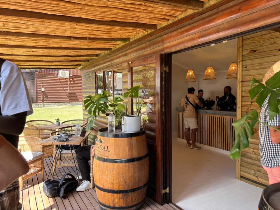 Cape Town: Stellenbosch Hop-On Hop-Off Tractor Transfer - Is $24 good value?