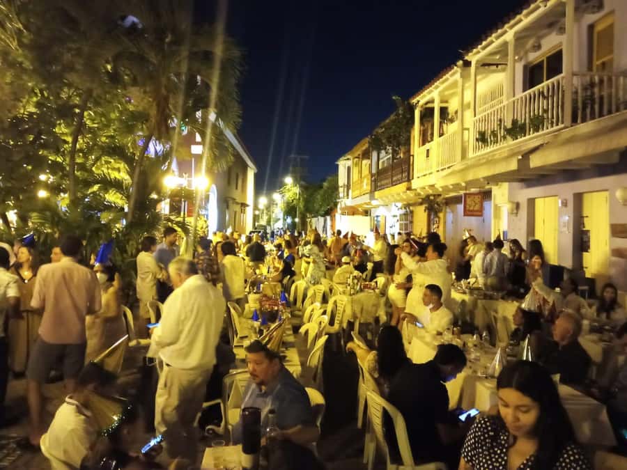 Cartagena: Party Bus Tour In Cartagena - Alcohol, children, and the party atmosphere