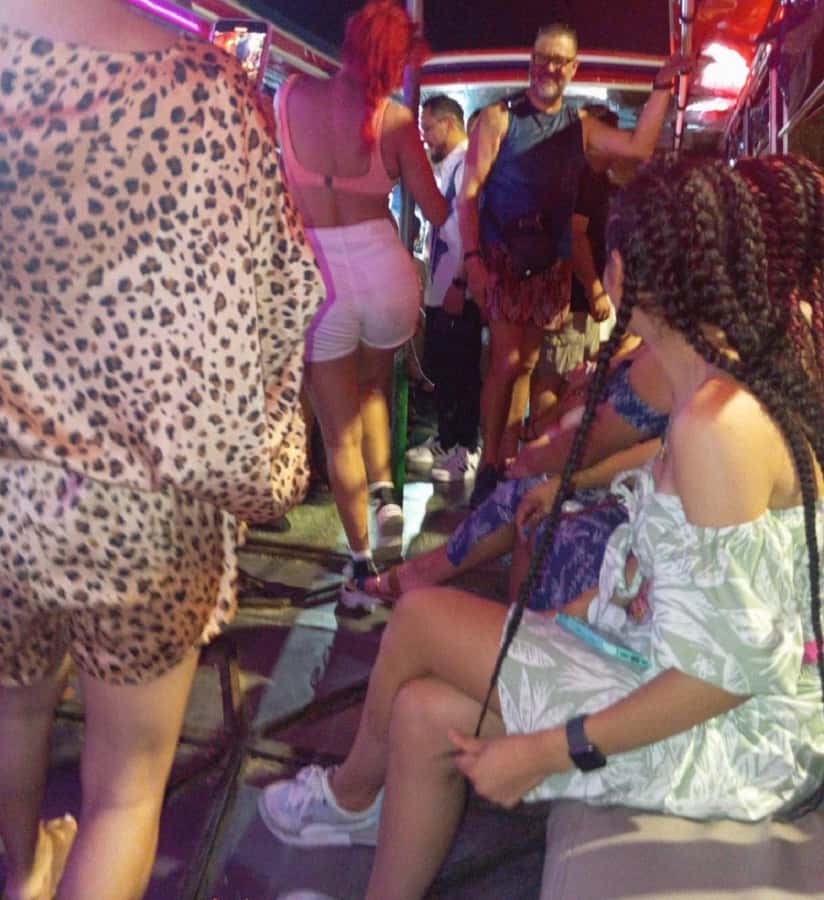 Cartagena: Party on a typical bus crossing the city - Key points to know before boarding