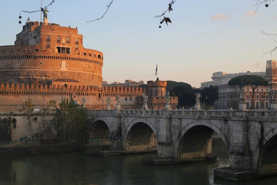 Castel Sant'Angelo Skip the line Ticket with Hop-on Hop-off - Practical timing and meeting advice