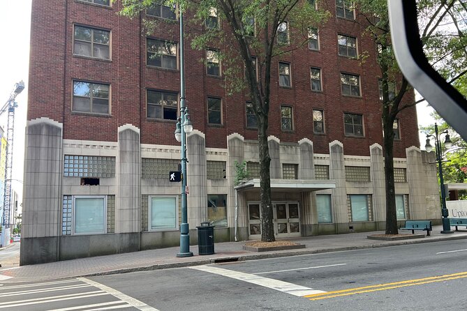 Charlotte's Ultimate Southern Charm Historical City Bus Tour - Fourth Ward brings old Charlotte closer