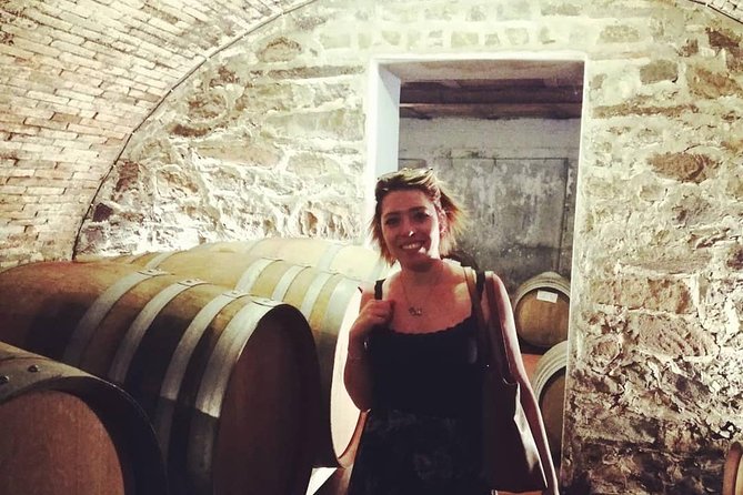 Chianti Wine Tour with Tuscan Lunch Open Top Van - Greve in Chianti and its useful half-hour