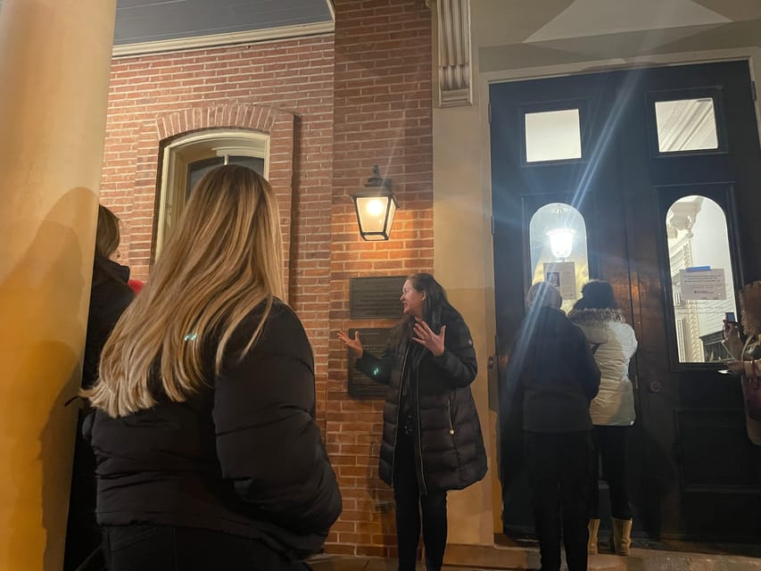 Chicago: Ghost Bus Tour of Haunted Locations - 2122 North Clark Street and the St. Valentine’s Day Massacre