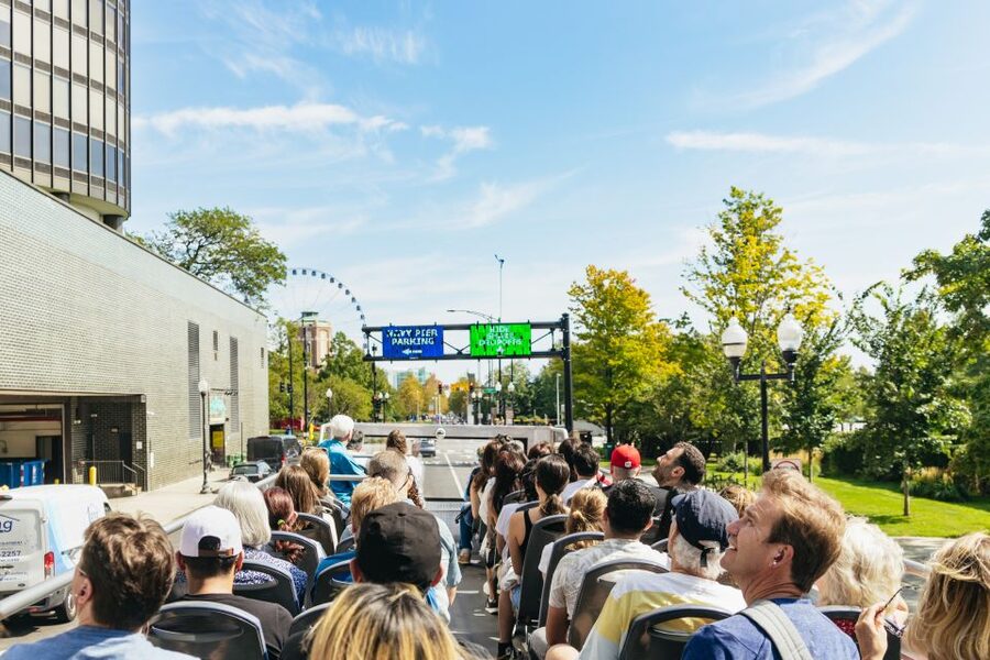 Chicago: Hop-on Hop-off Sightseeing Tour by Open-top Bus - Adler Planetarium and Museum Campus
