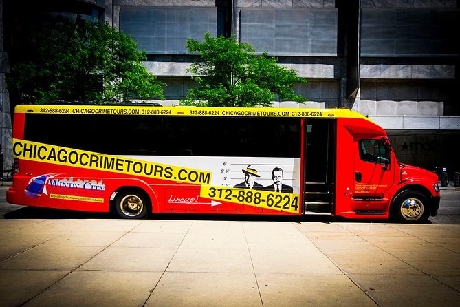 Chicago Night Crimes Tour by Bus - A city drive before the crime stops