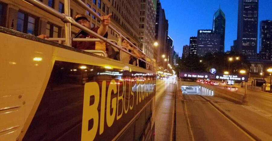 Chicago: Sunset Tour by Open-top Bus with Live Guide - Key points to know before you book
