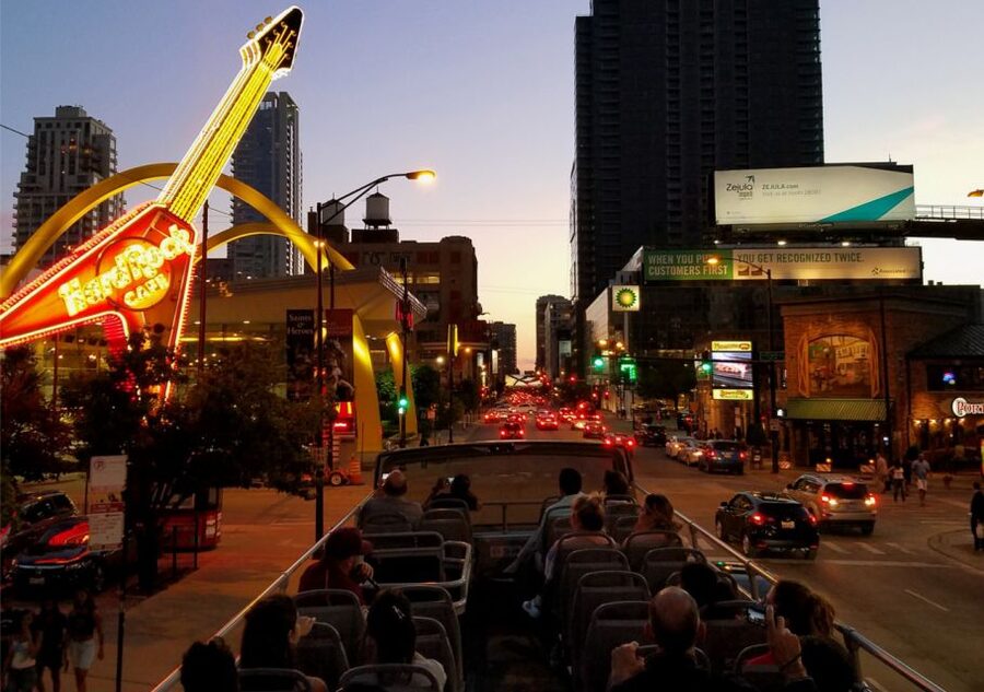 Chicago: Sunset Tour by Open-top Bus with Live Guide - Art on the Mart and Chicago after dark