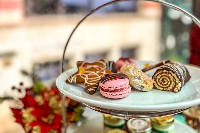 Christmas Lights Afternoon Tea Bus Tour - Is $66 good value for 90 minutes?