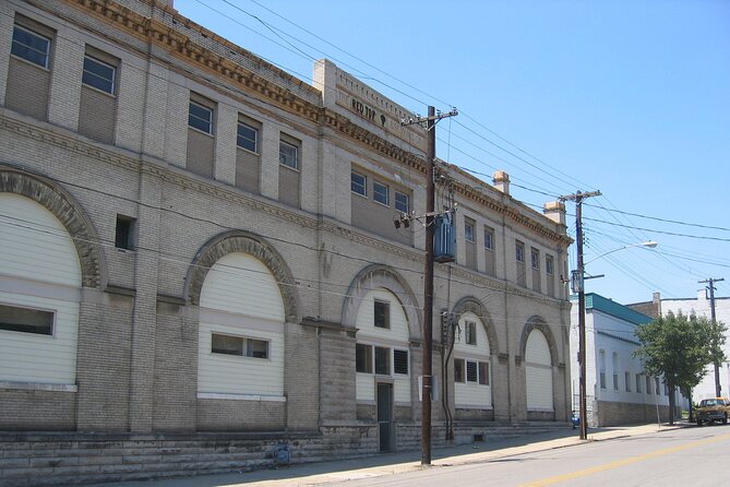 Cincinnati Ballparks & Breweries Bus Tour - The guide can make or break the experience