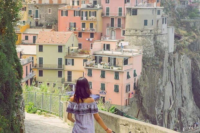 Cinque Terre Day Trip from Florence: Guided Round-Trip Bus - Food, shoes, and physical effort