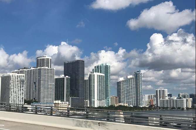 City Half Day Tour of Miami by Bus with Sightseeing Cruise - A quick Wynwood Walls photo stop