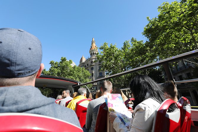 City Sightseeing Barcelona Hop-On Hop-Off Bus Tour: 24 or 48-Hour - Small details that can make or break the ride