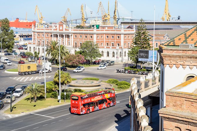 City Sightseeing Cadiz Hop-On Hop-Off Bus Tour - Who will like this tour most?