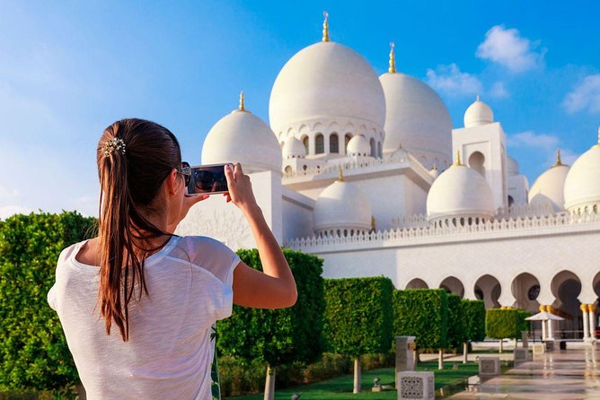 City Sightseeing Dubai Hop-On Hop-Off Bus Tour - The blue route is Dubai’s resort and marina circuit