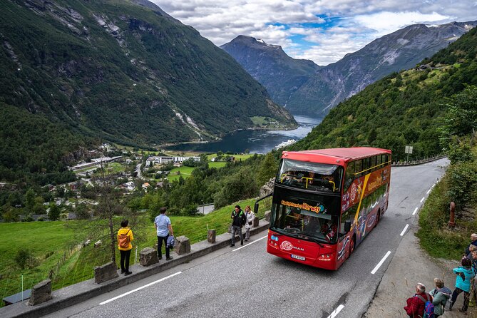 City Sightseeing Geiranger Hop-On Hop-Off Bus Tour - Why this short Geiranger ride can be useful