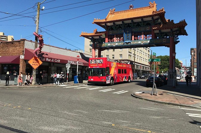 City Sightseeing Seattle HOHO Bus Tour + Bookable Extras - Who should book it?