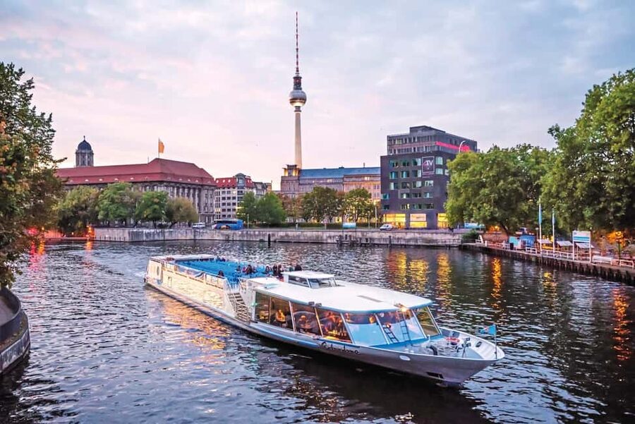 CitySightseeing Berlin HOHO Bus- All Lines (A+B) & Boat Tour - Key things to know before you book