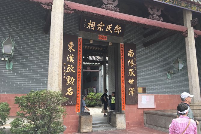 Coach Tour: Hong Kong Heritage Discovery - Tsui Sing Lau Pagoda and the Fui Shing deity
