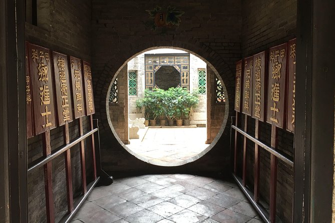 Coach Tour: Hong Kong Heritage Discovery - Following the Yuen Long Ping Shan Heritage Trail