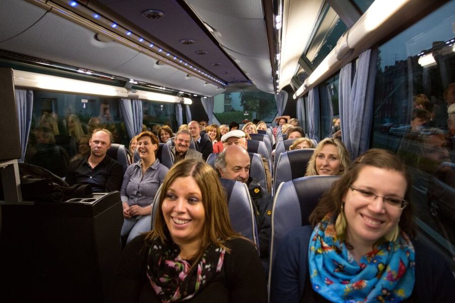 Cologne: 1.5-Hour Comedy Bus Tour - Who will enjoy this most