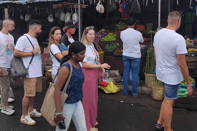 Colombo City Highlights Bus Tour - Christian Reformed Church adds another layer
