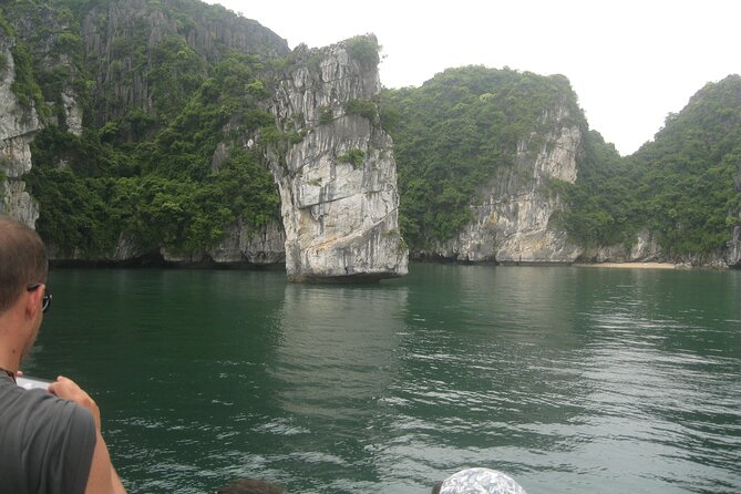 Combo: Bus Ha Noi to Cat Ba + 1 Day Boat Trip, La Ha Bay, Ha Long Bay - Your first evening on Cat Ba Island