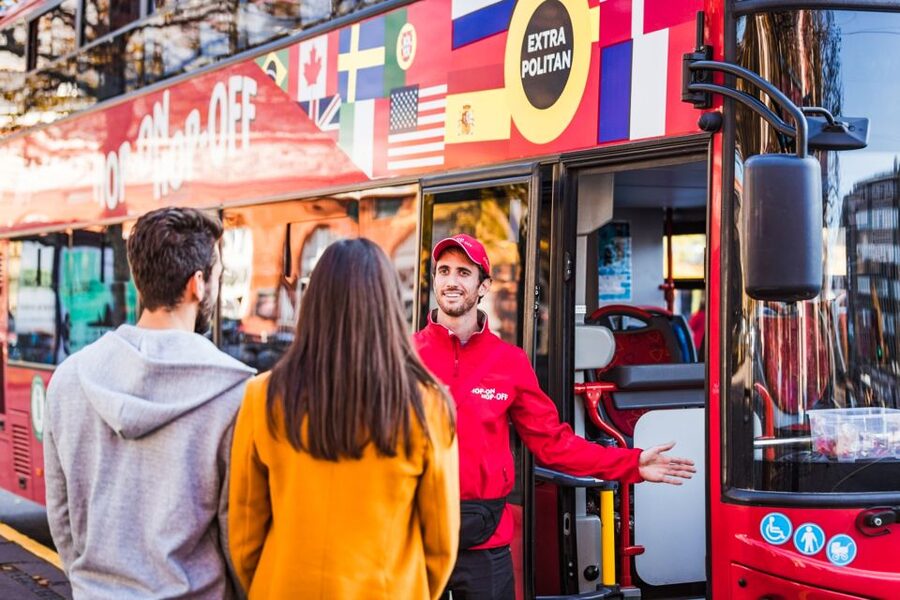 Copenhagen: Hop-On Hop-Off Bus Tour with Boat Tour Option - Christianshavn and the palace district