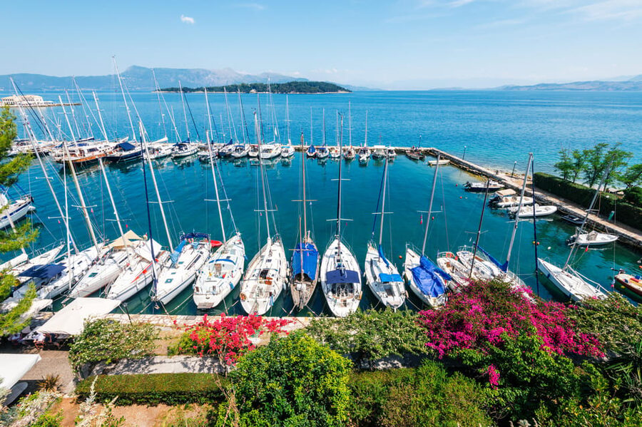 Corfu: Paleokastritsa Beach and Old Town Bus Shore Excursion - Exploring Corfu Old Town in 90 minutes