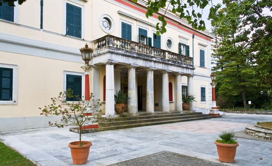 Corfu: Shore & Shared Tour – Achilleion, Mon Repos, Old Town - Who will enjoy this Corfu day