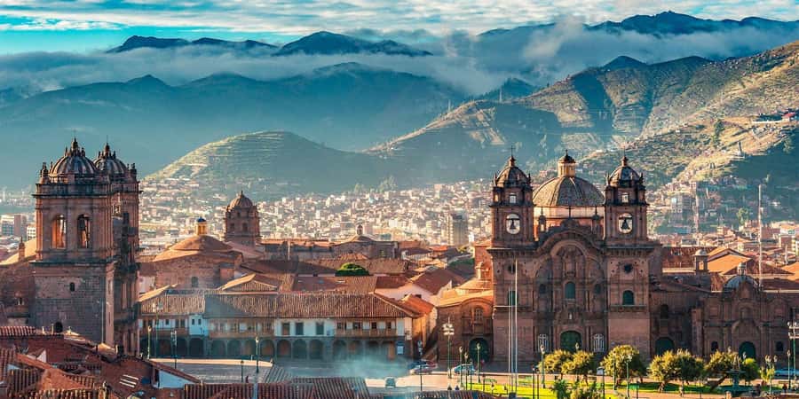 Cusco: open-top bus city tour - The white Christ statue and Cusco from above