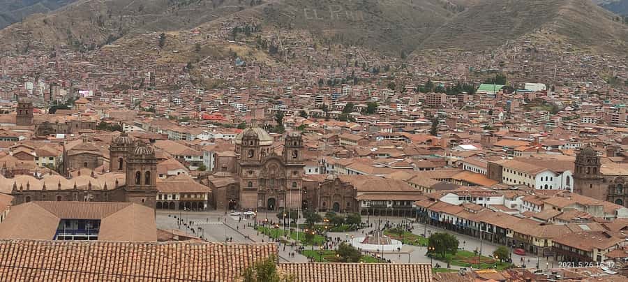 Cusco: Sightseeing Tour of the City on an Open-Top Bus - Seeing the Plaza de Armas and central Cusco from above