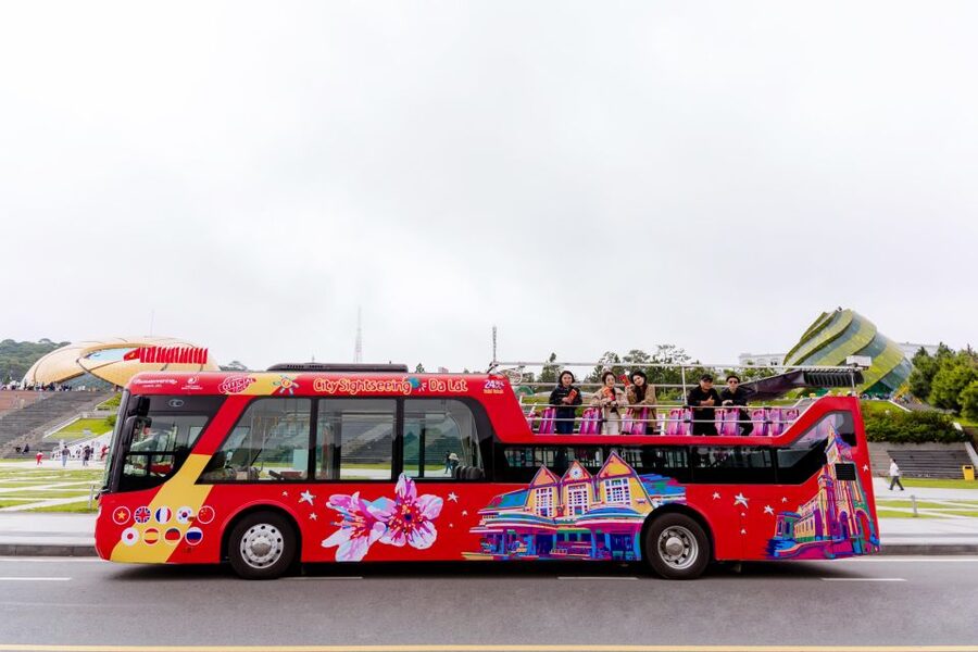 Da Lat: City Sightseeing Hop-On Hop-Off Bus Tour - A practical way to meet Da Lat