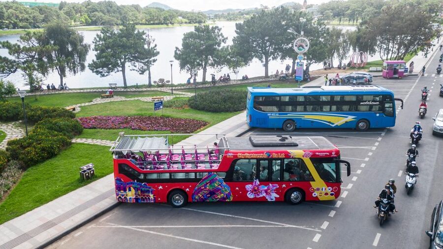 Da Lat: City Sightseeing Hop-On Hop-Off Bus Tour - Flower Park is the route’s colorful centerpiece