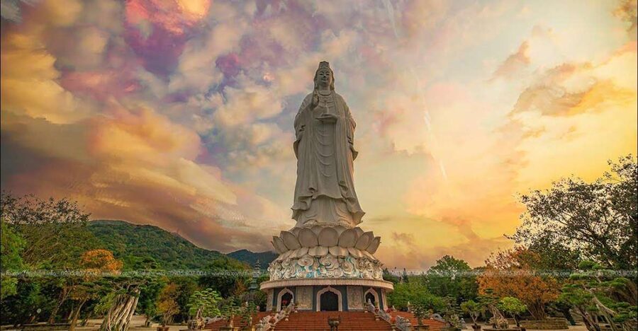 Da Nang Sightseeing Bus City Tour - Cham Museum at 2:00 p.m.