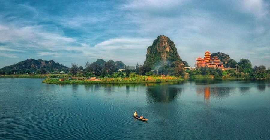 Da Nang Sightseeing Bus City Tour - The important hop-on, hop-off warning